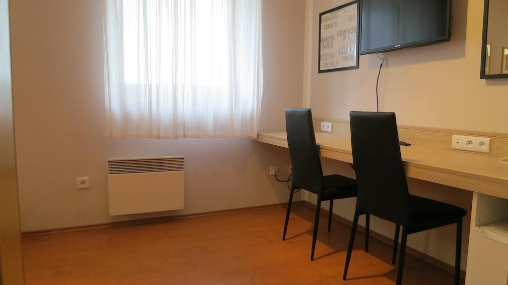 Penzion Coupe Pribram Bagian luar foto